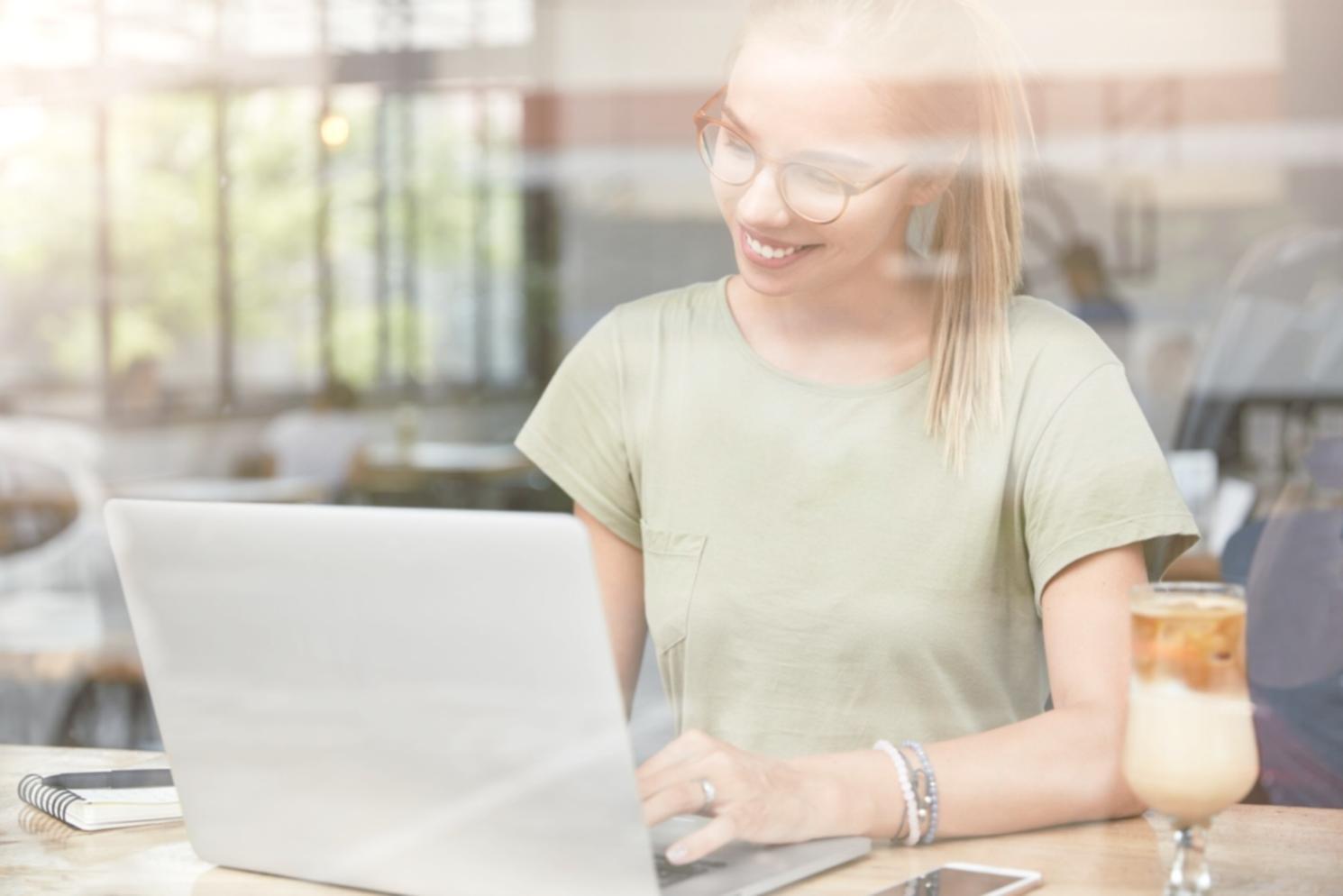 Simulation d'épargne automatisée pour famille recomposée